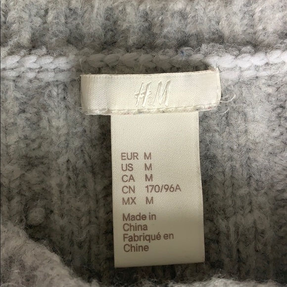 H&M • sweater - Picture 3 of 4